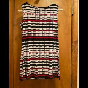 Women with control sleeveless red black white top